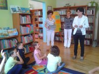 24-05-2017 - Wycieczka do biblioteki w Narolu